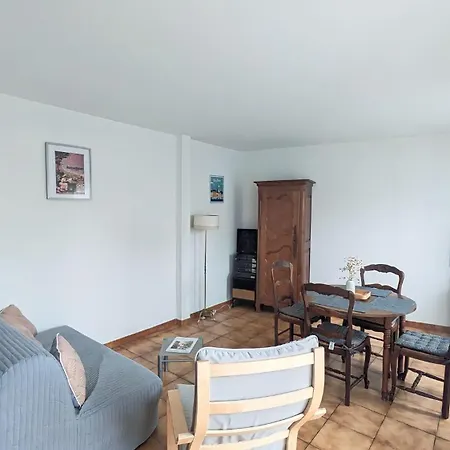 L'acacia, F2 Terrasse Et Jardin,plage A 400metres *