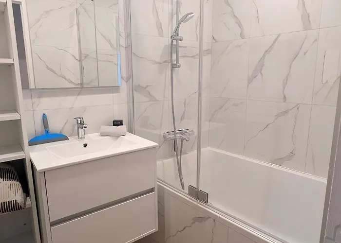 L'acacia, F2 Terrasse Et Jardin,plage A 400metres הולגאט